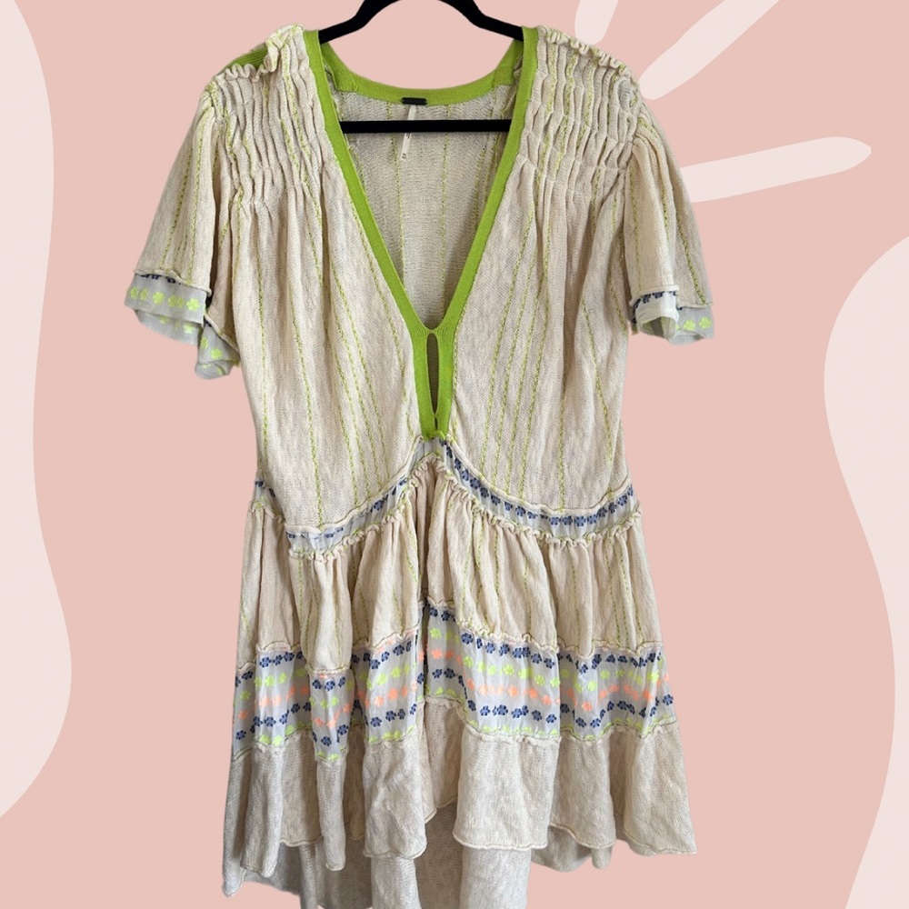 Free people Bella tunic. Short / mini boho neon dress. Oversized. M/L